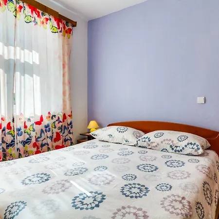 Holiday House Ines Nyaraló